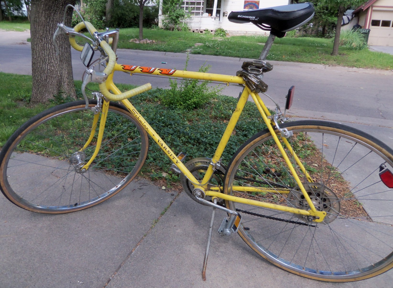 1975 Schwinn Varsity 10 speed